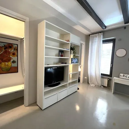 Vittoria Luxury * Bari